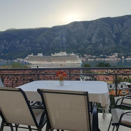 Apartments Zenit Котор Екстериор снимка