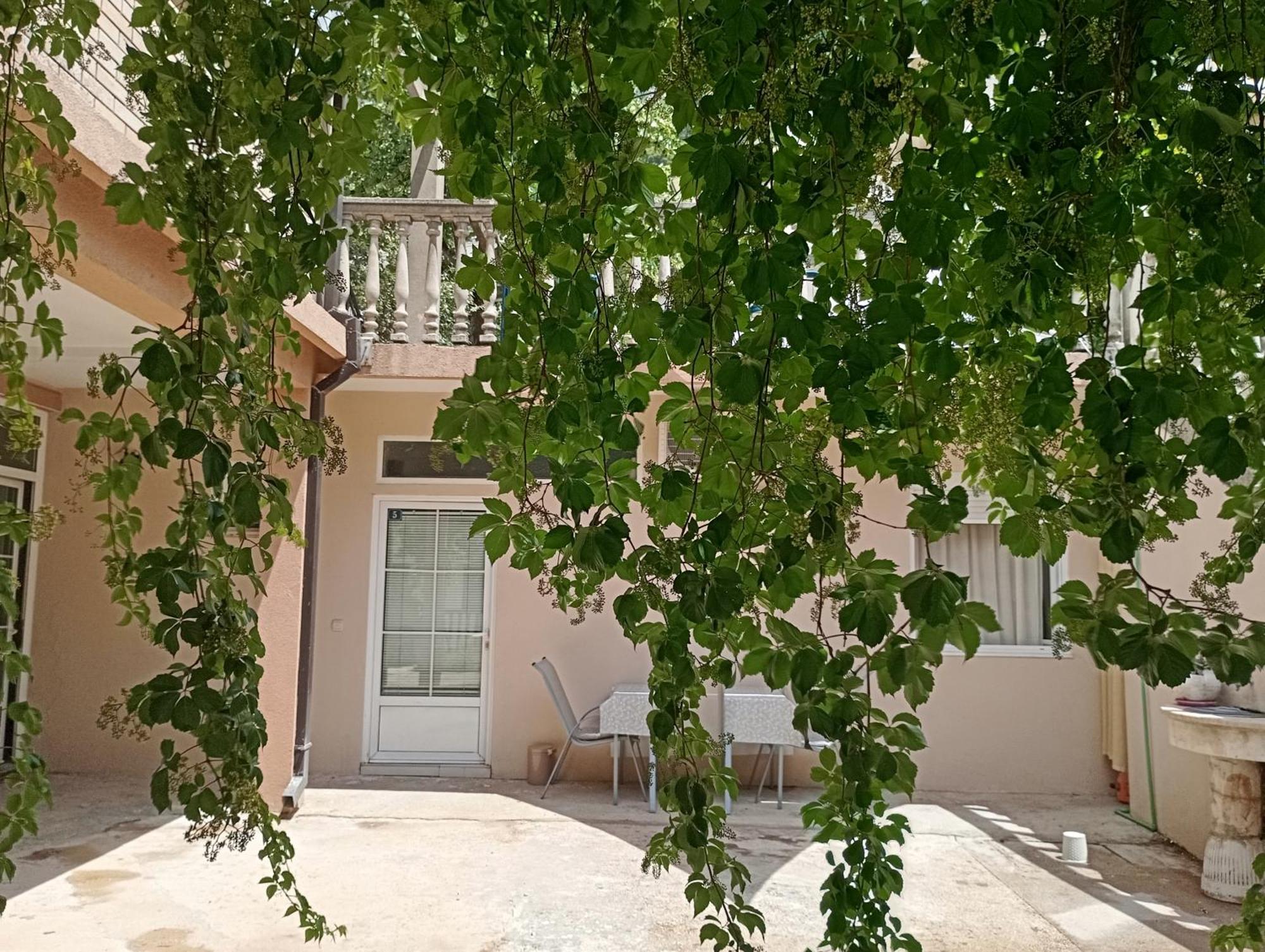 Apartments Zenit Котор Екстериор снимка