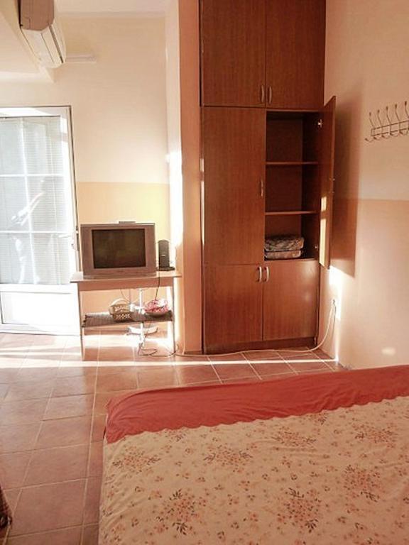 Apartments Zenit Котор Екстериор снимка