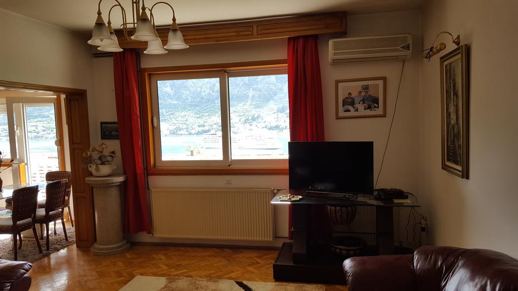 Apartments Zenit Котор Екстериор снимка